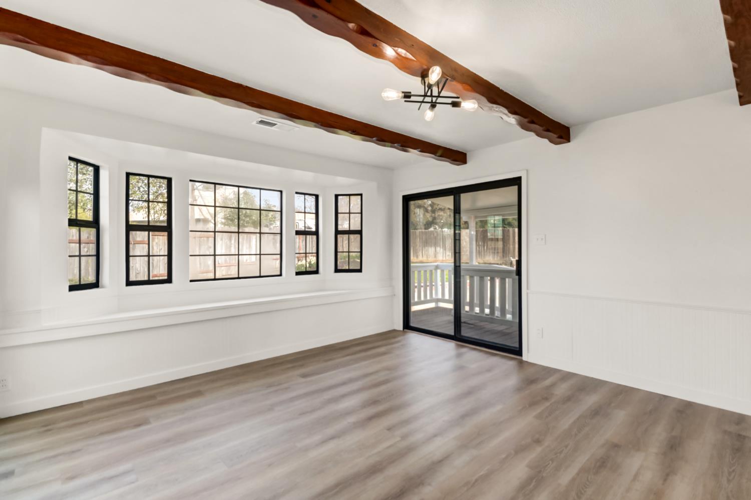 7055 Winding Way Fair Oaks, CA 95628 - Photo 8 of 48