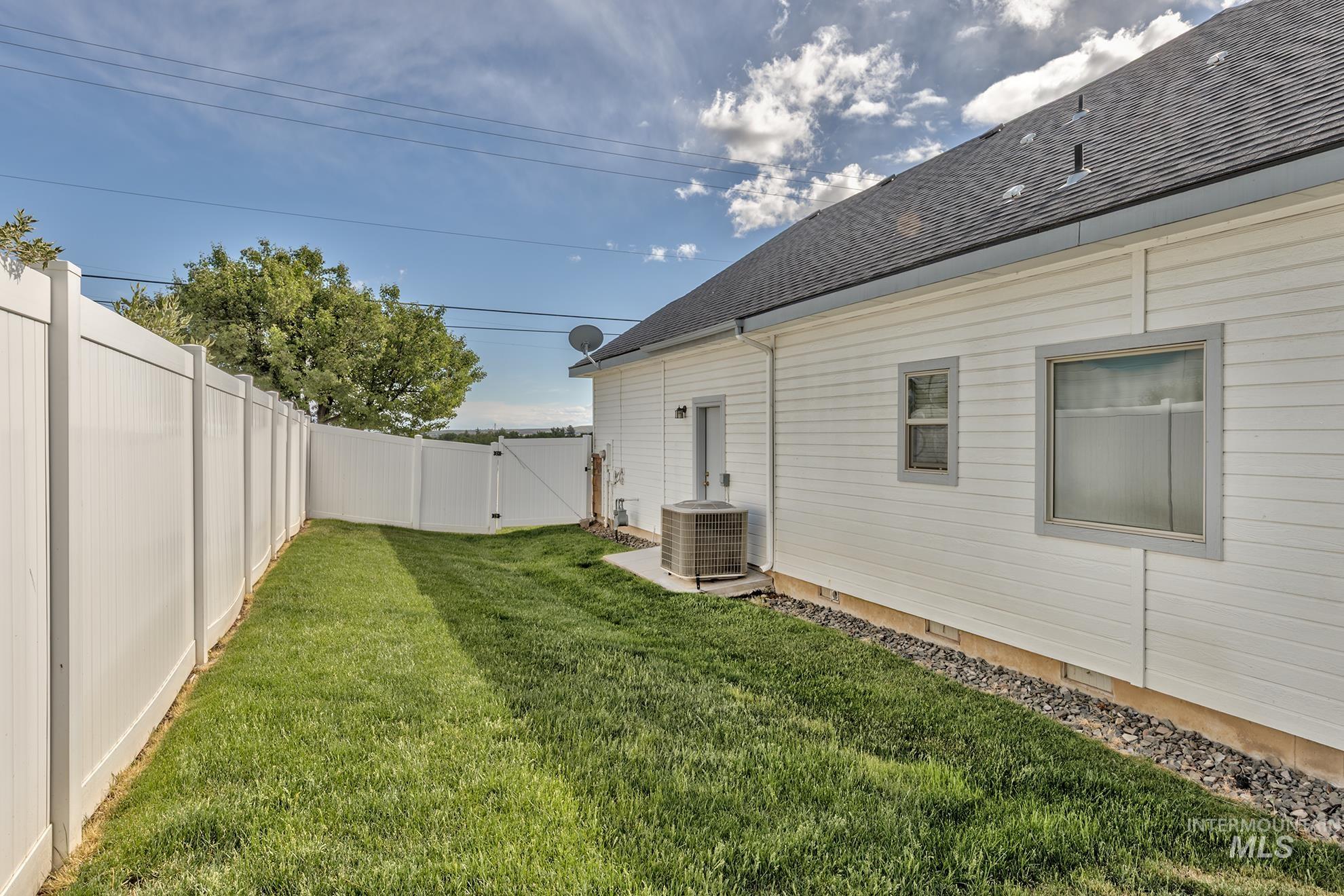 420 West Indianhead Road Weiser, ID 83672 - Photo 42 of 44