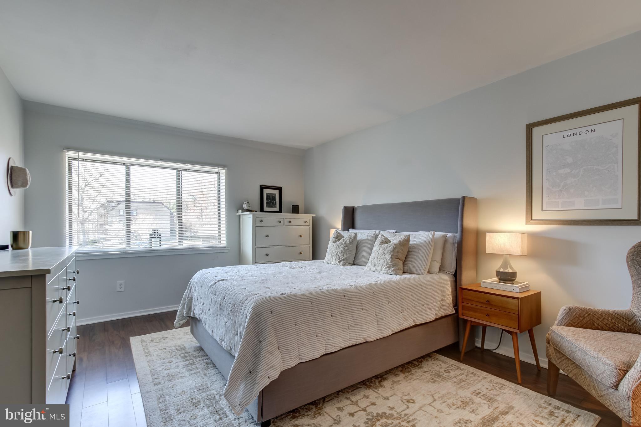 1663 Parkcrest Circle, Unit 300 Reston, VA 20190 - Photo 20 of 30 Master Bedroom