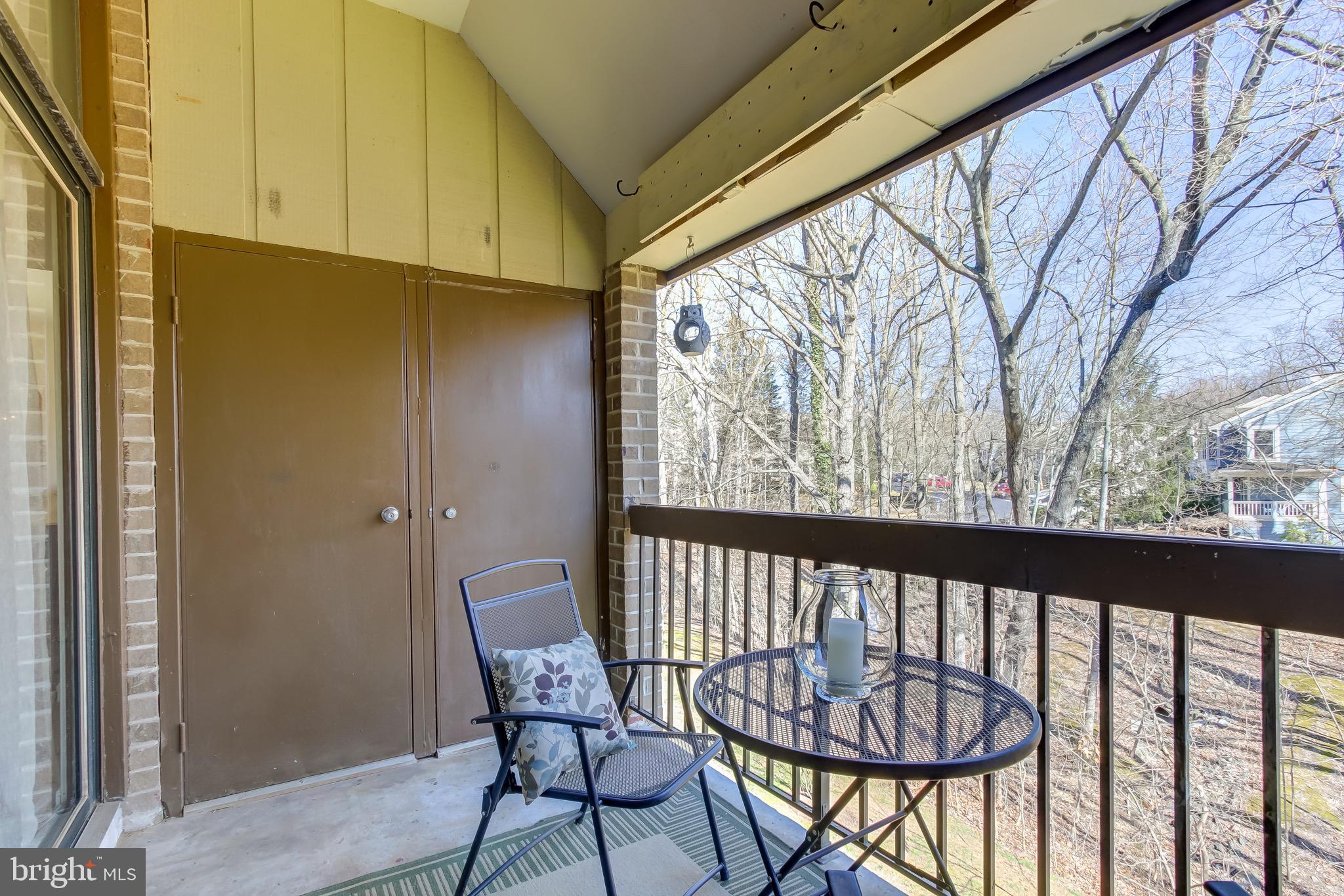 1663 Parkcrest Circle, Unit 300 Reston, VA 20190 - Photo 27 of 30 Fabulous Terrace