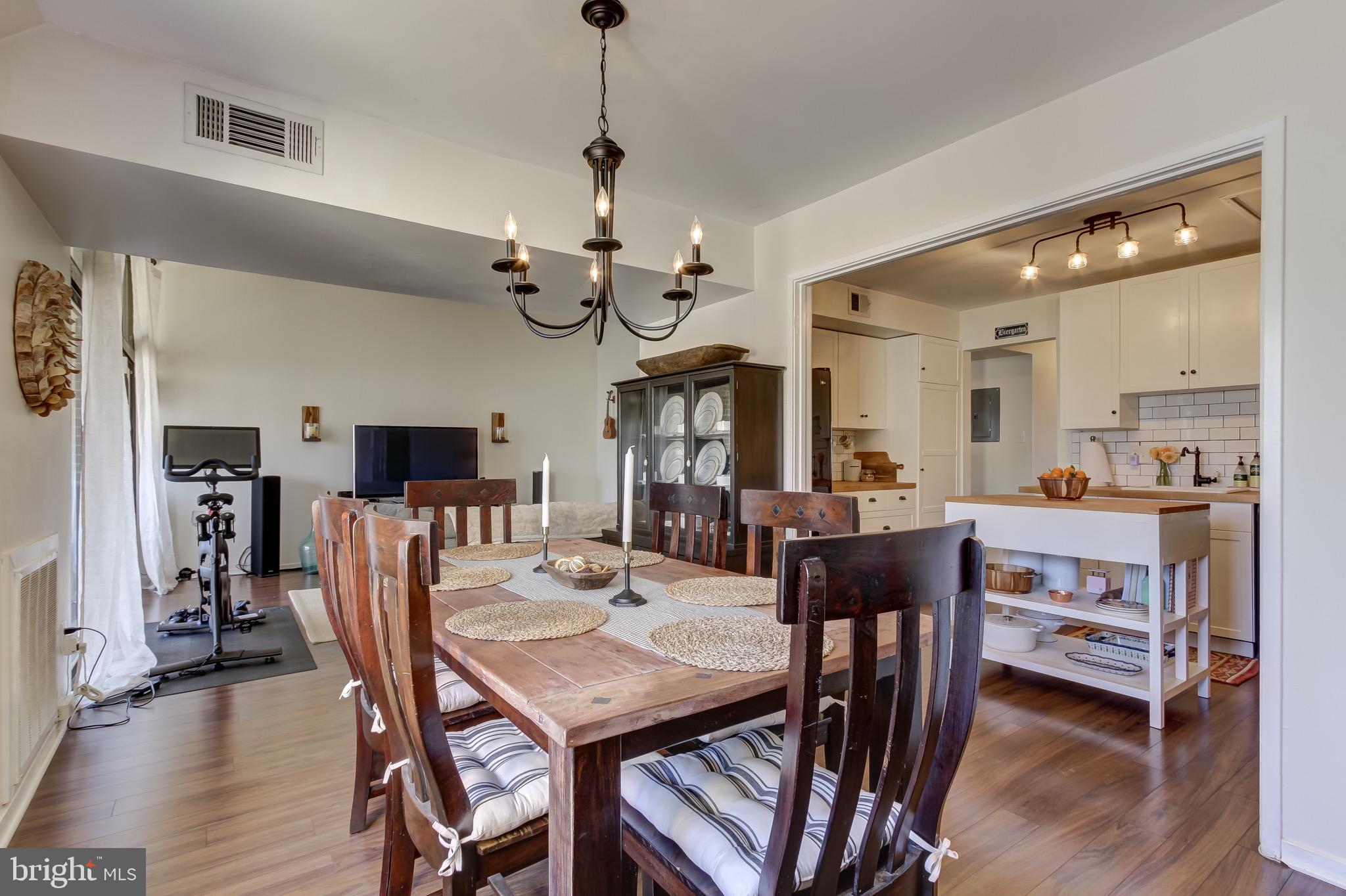 1663 Parkcrest Circle, Unit 300 Reston, VA 20190 - Photo 29 of 30 Open Floor Plan