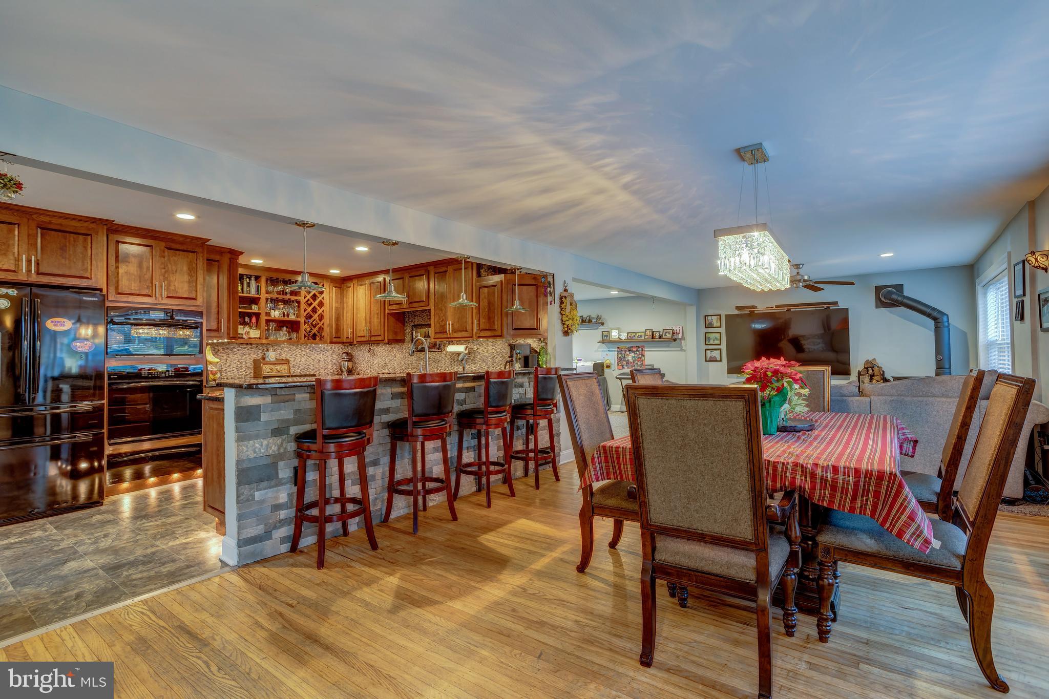 1103 Roberts Road Media, PA 19063 - Photo 6 of 59