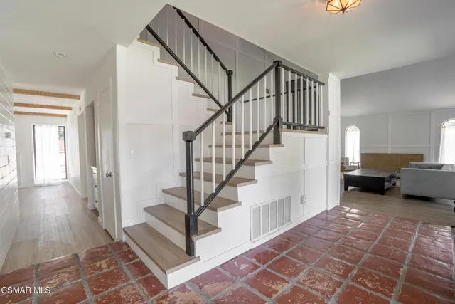 a view of entryway and hall