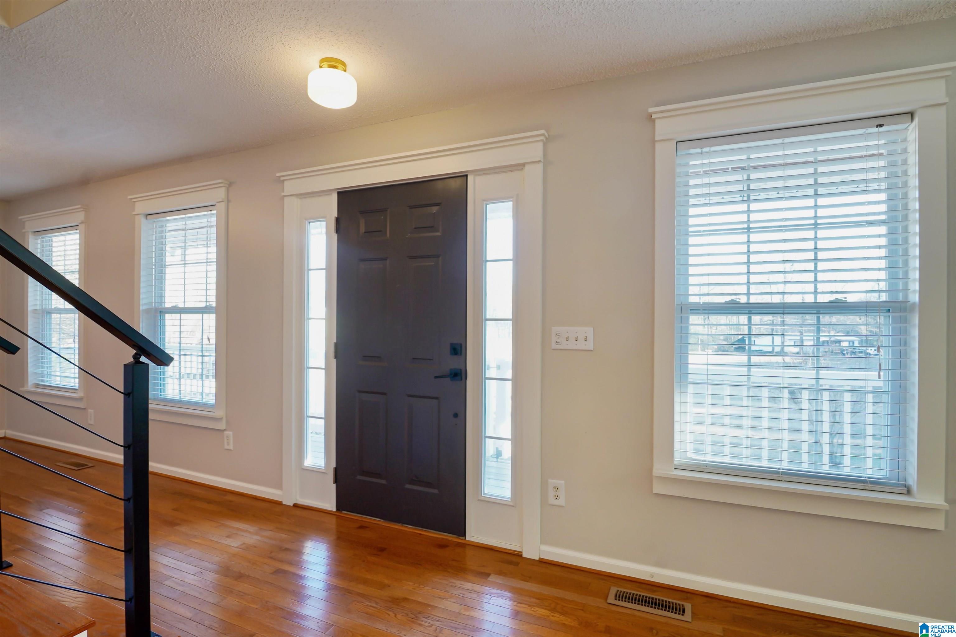 124 Wilson Road Calera, AL 35040 - Photo 6 of 37