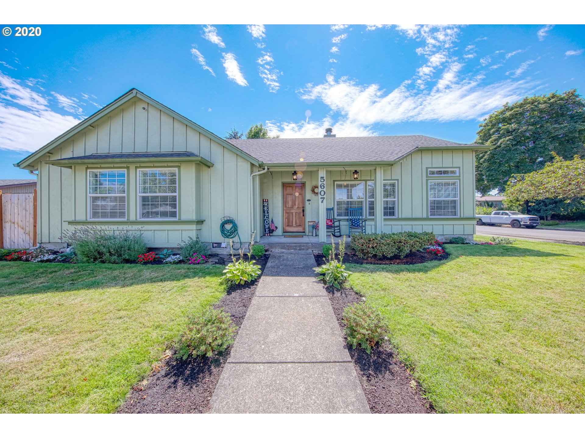 5607 D Street Springfield, OR 97478 - Photo 1 of 21