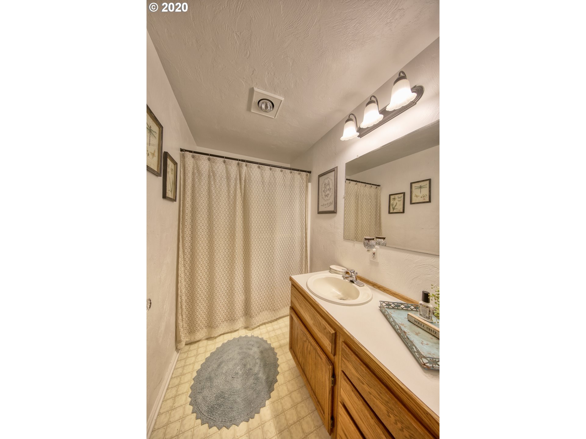 5607 D Street Springfield, OR 97478 - Photo 16 of 21