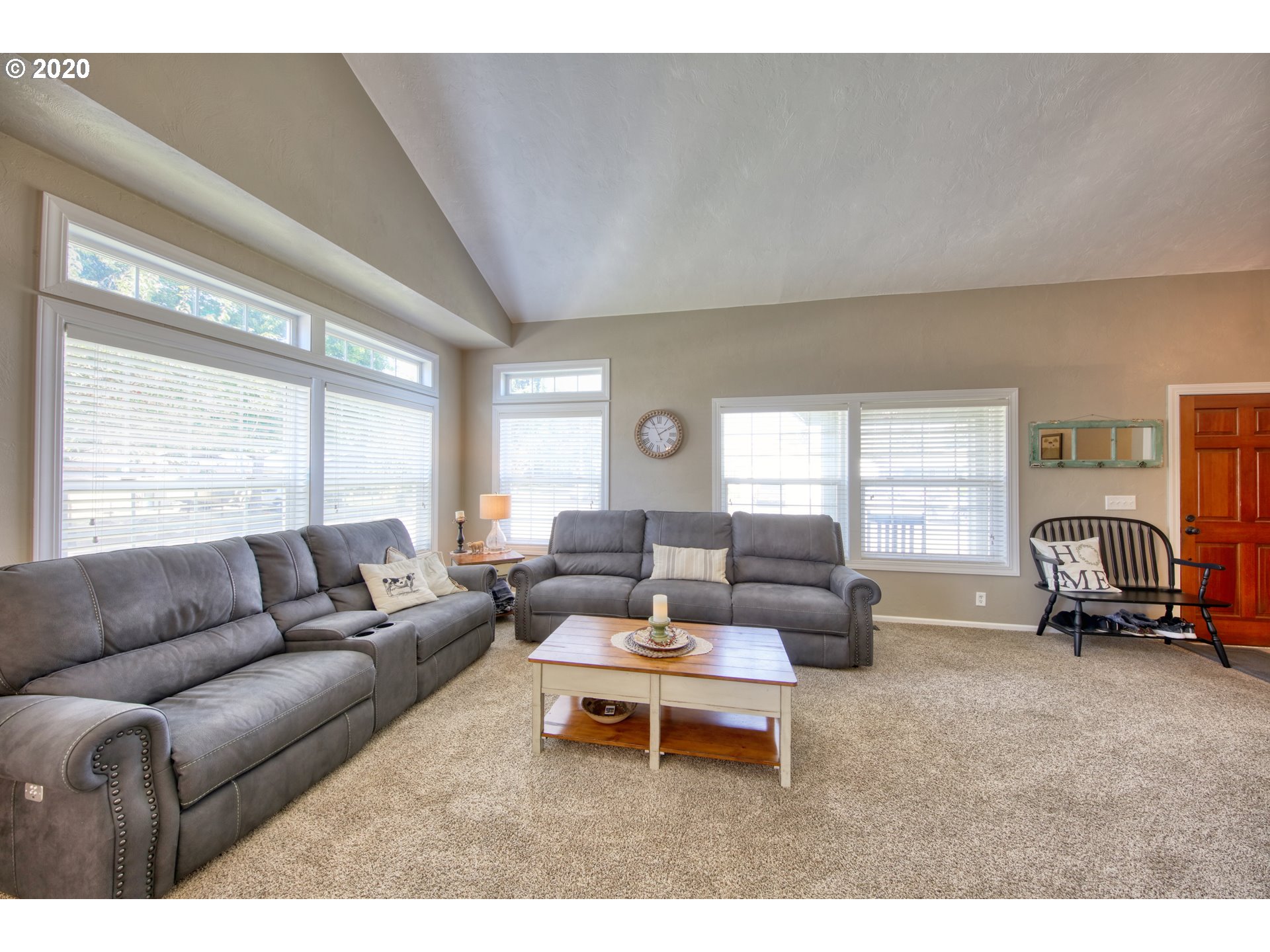 5607 D Street Springfield, OR 97478 - Photo 4 of 21
