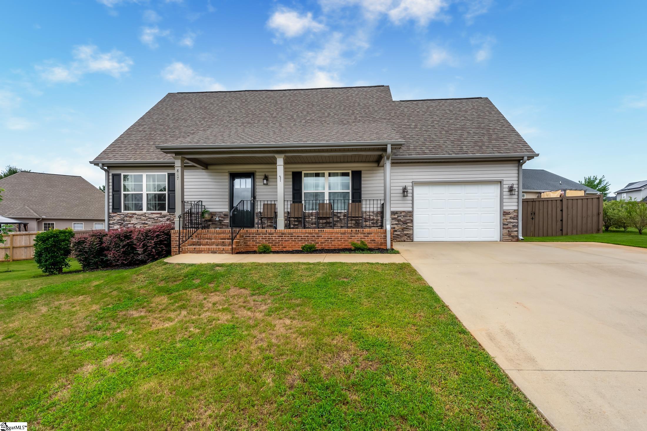 817 Skipping Rock Court Inman, SC 29349 - Photo 1 of 23
