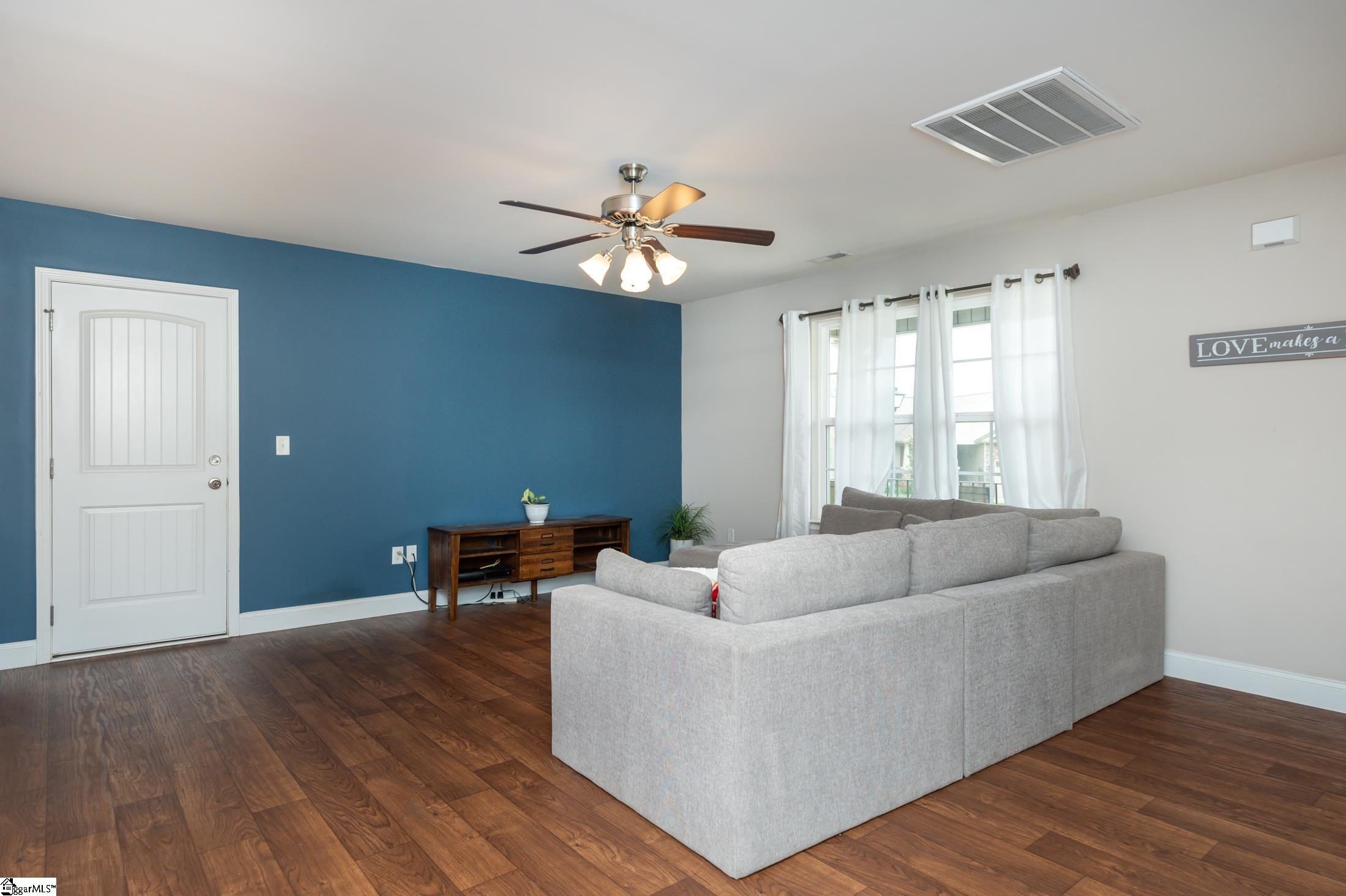 817 Skipping Rock Court Inman, SC 29349 - Photo 3 of 23