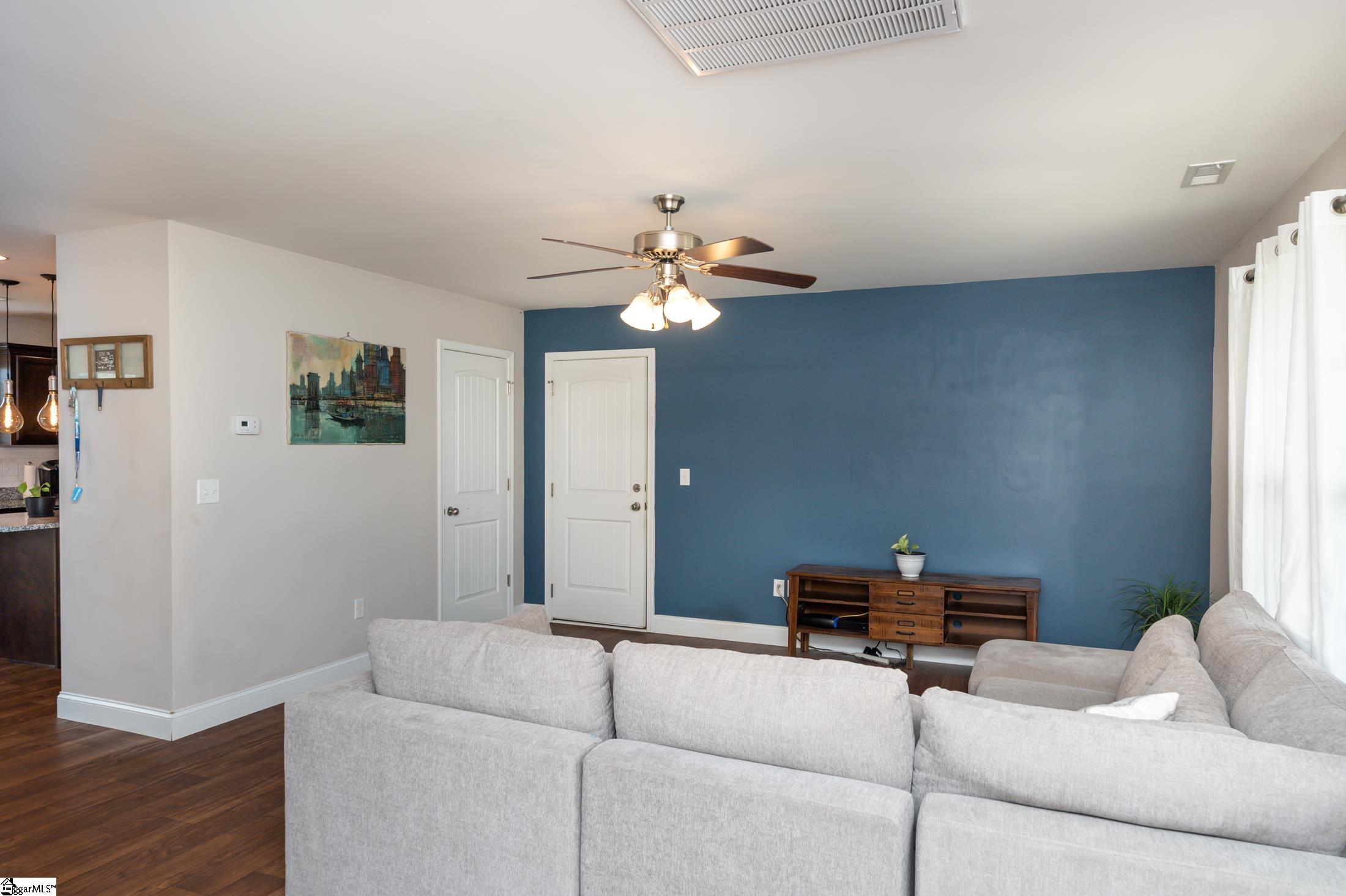 817 Skipping Rock Court Inman, SC 29349 - Photo 4 of 23