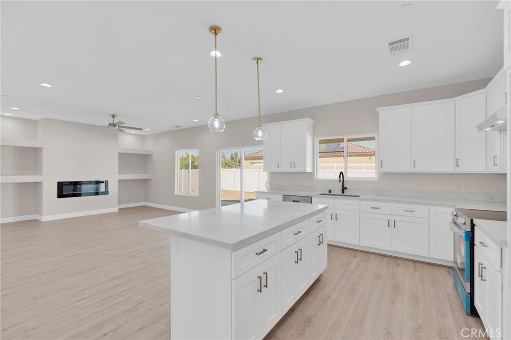 15991 Tao Road Apple Valley, CA 92307 - Photo 14 of 49