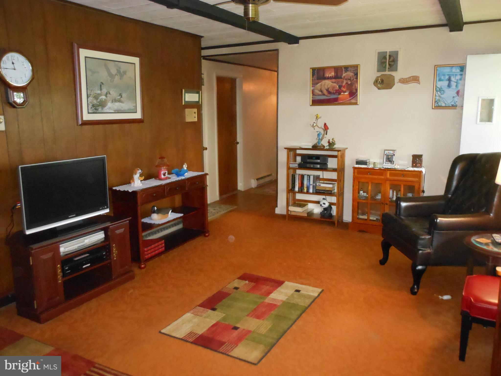 4332 Prospect Road Whiteford, MD 21160 - Photo 2 of 20 Living Room