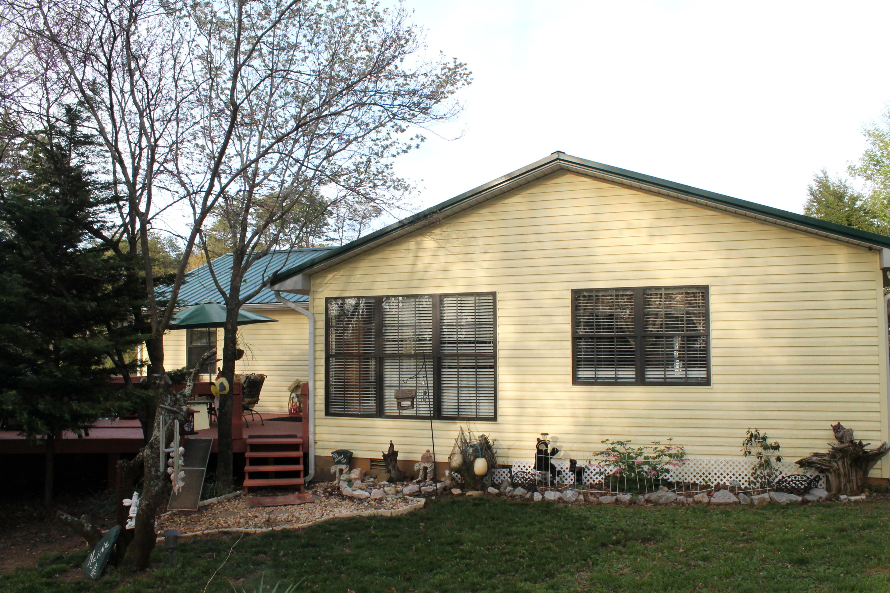 3417 Ralph Phelps Road Louisville, TN 37777 - Photo 26 of 32 A view to the back