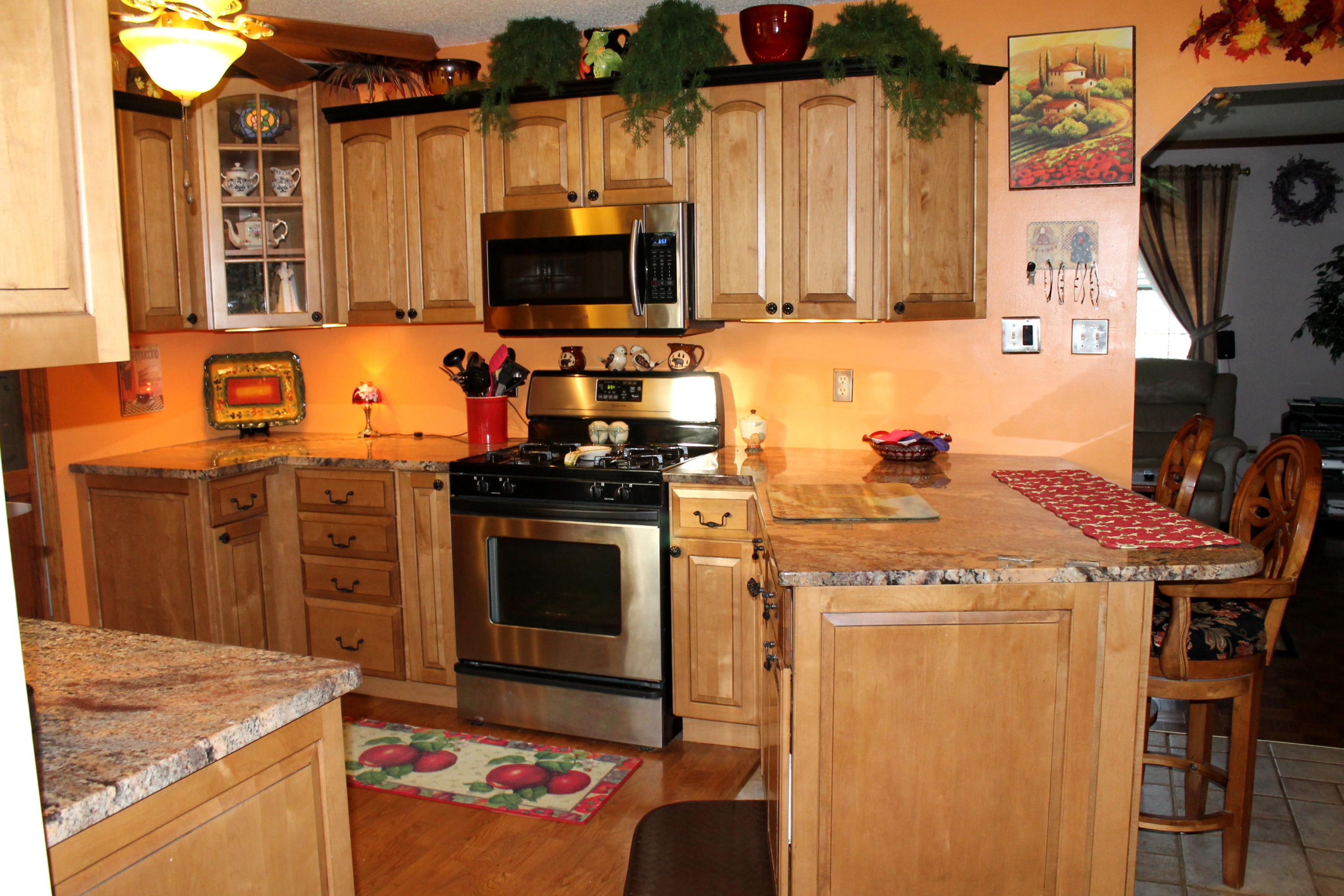 3417 Ralph Phelps Road Louisville, TN 37777 - Photo 8 of 32 Cooks will be delighted