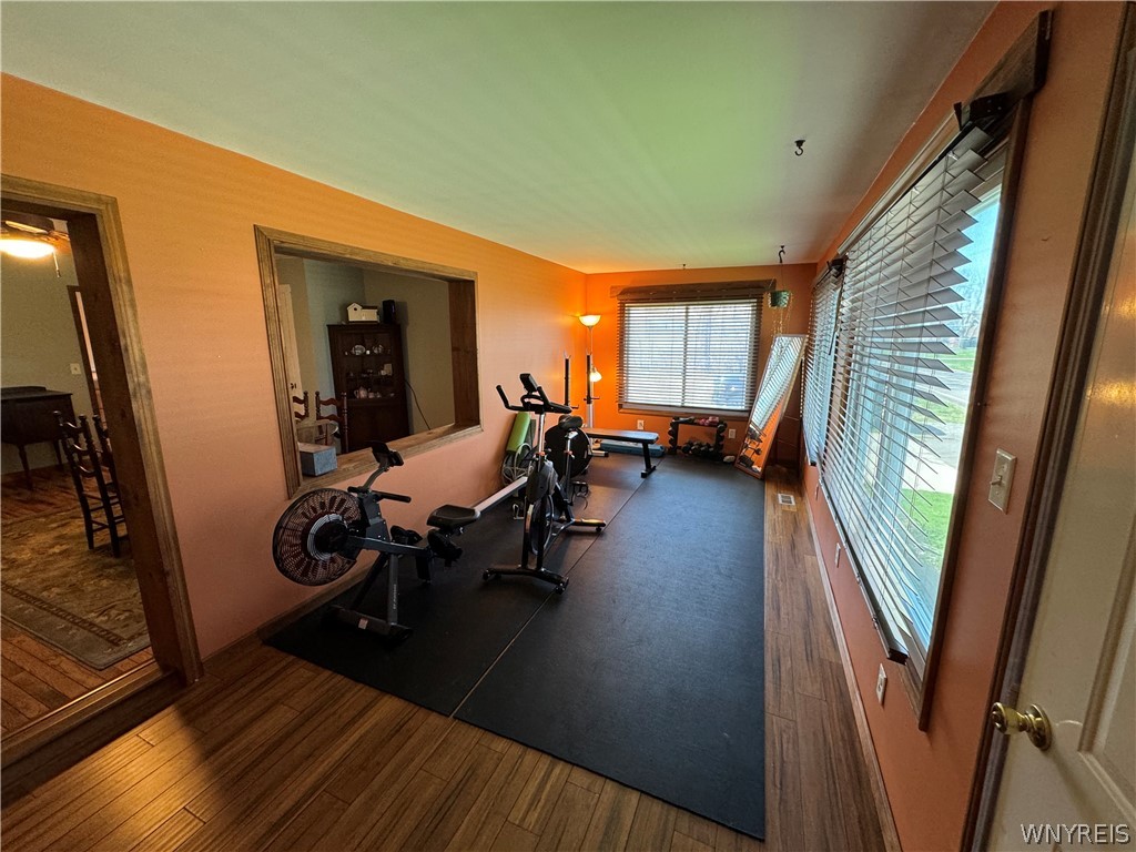 5378 Oakwood Drive Pendleton, NY 14120 - Photo 17 of 49