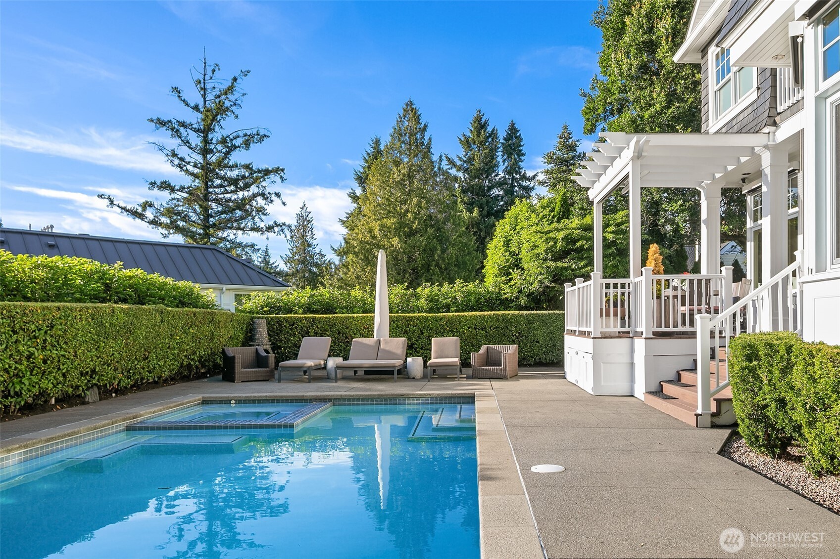 2665 Evergreen Point Road Medina, WA 98039 - Photo 11 of 36