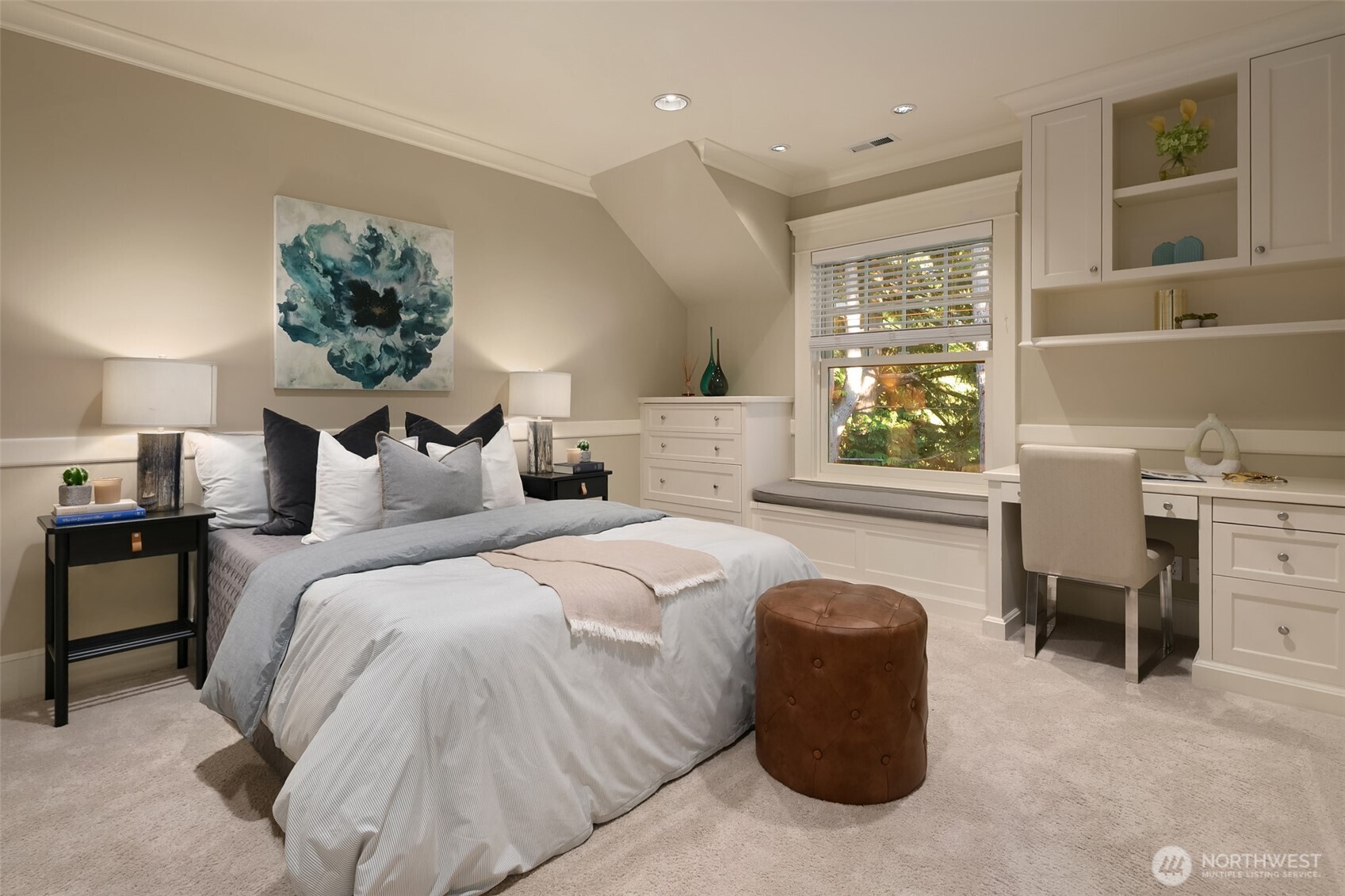 2665 Evergreen Point Road Medina, WA 98039 - Photo 23 of 36