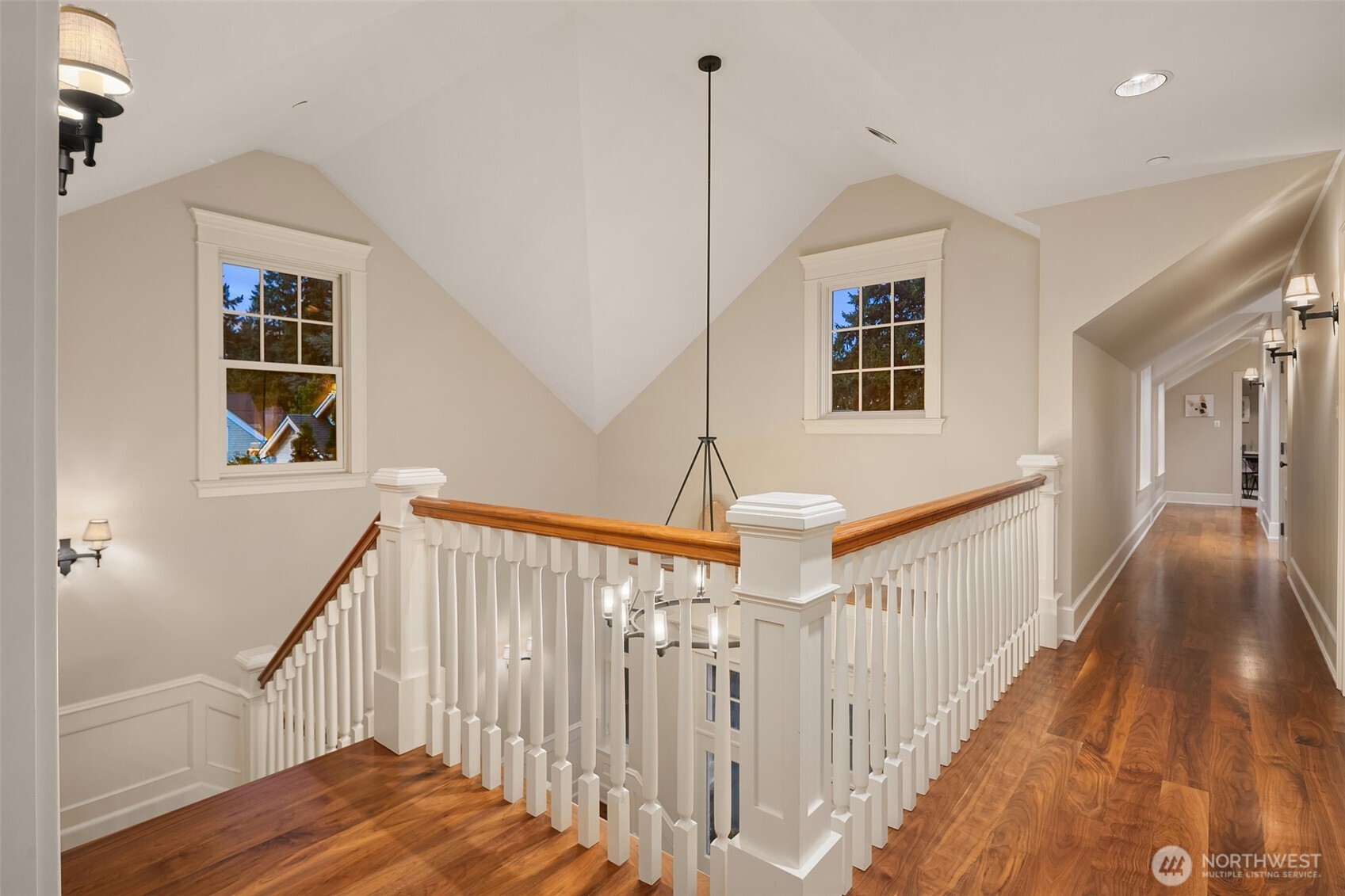 2665 Evergreen Point Road Medina, WA 98039 - Photo 24 of 36