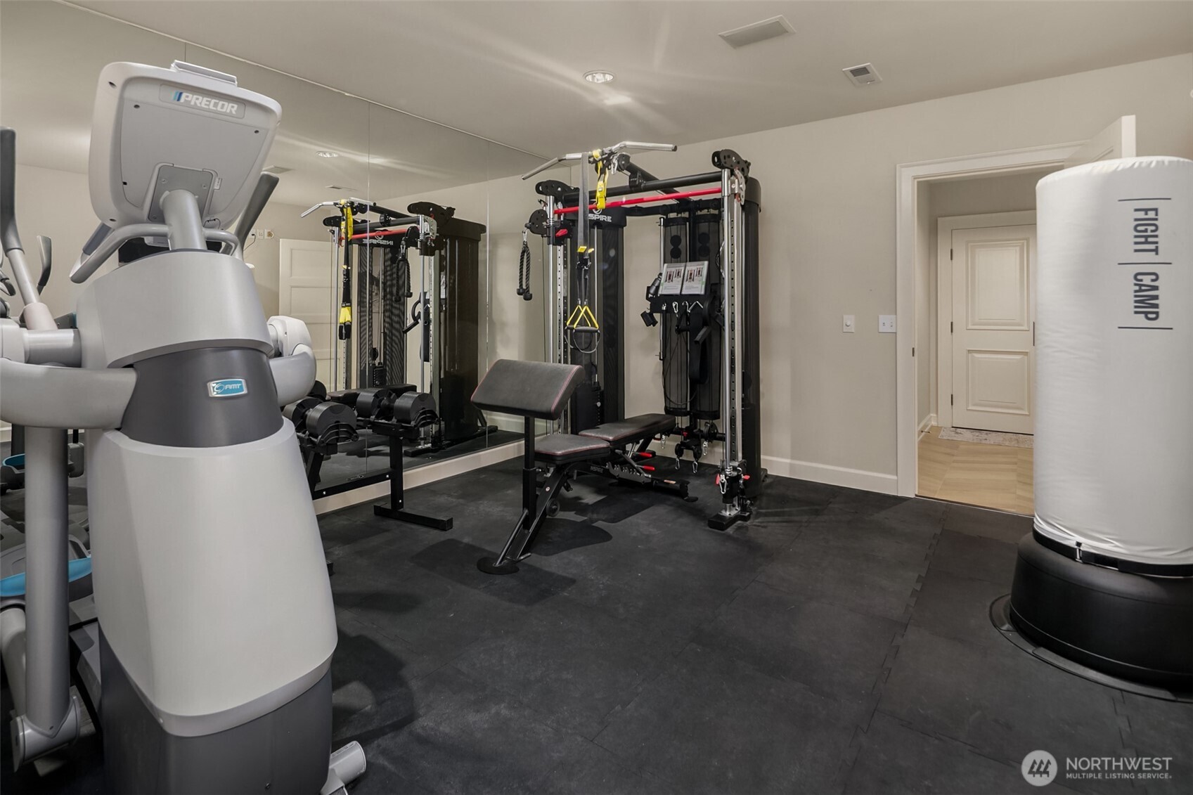 2665 Evergreen Point Road Medina, WA 98039 - Photo 28 of 36