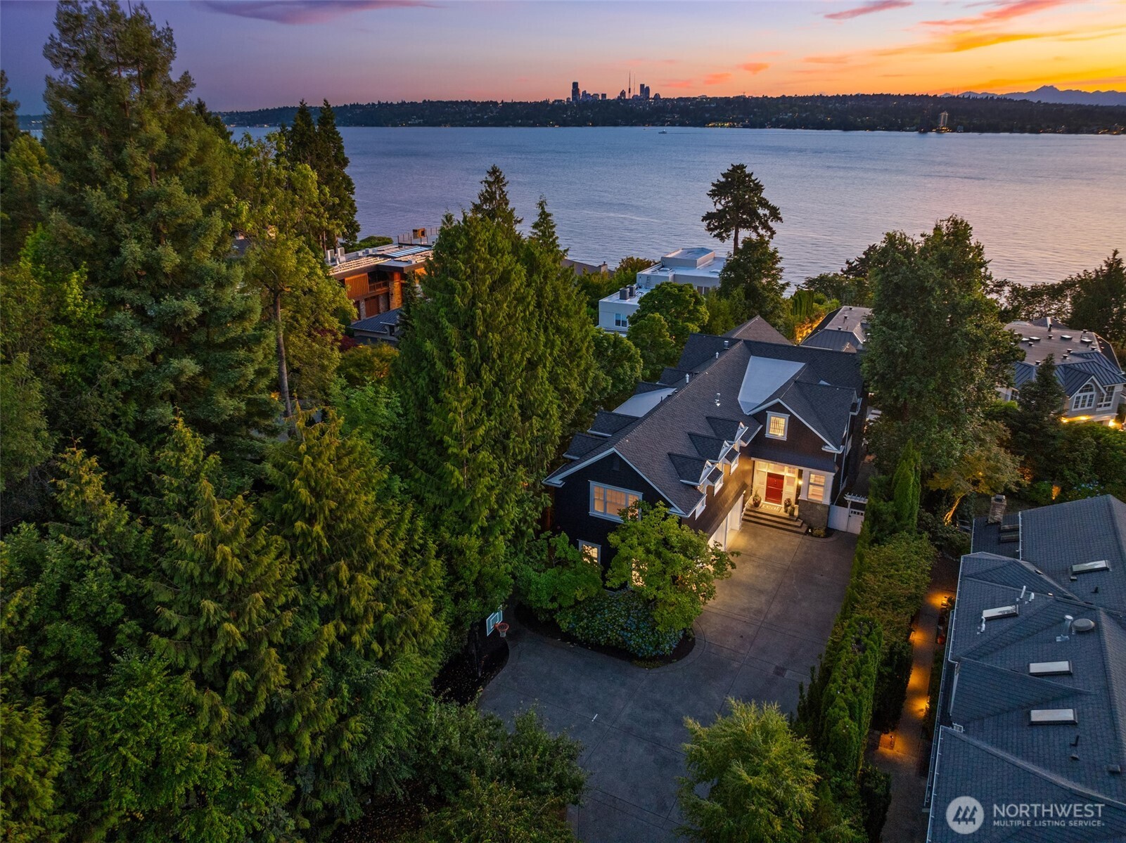 2665 Evergreen Point Road Medina, WA 98039 - Photo 35 of 36