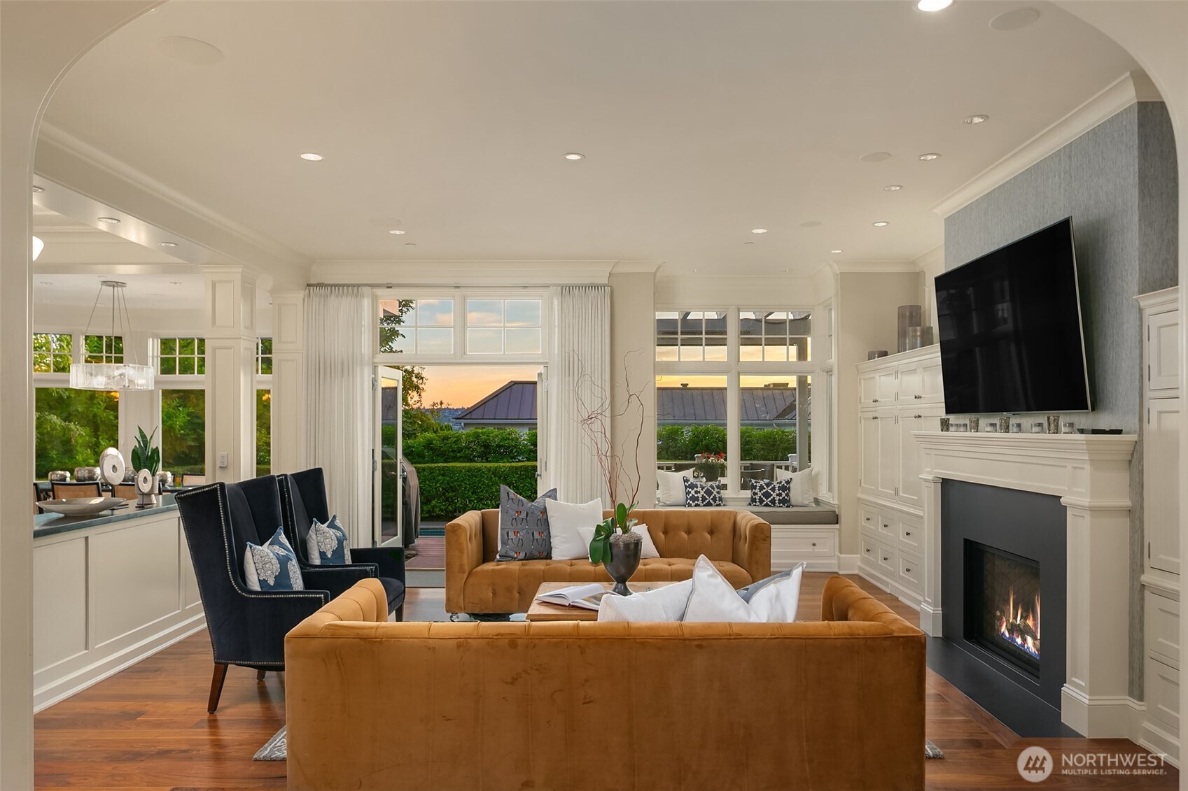 2665 Evergreen Point Road Medina, WA 98039 - Photo 5 of 36