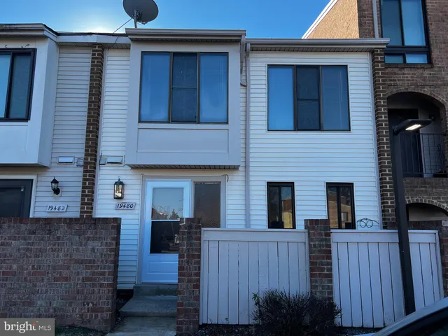 $1,595 | 19480 Brassie Place, Gaithersburg, MD 20886