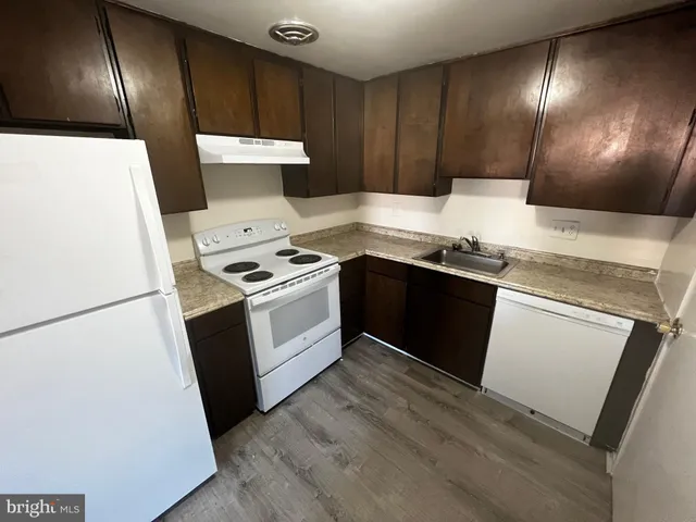 $1,595 | 19480 Brassie Place, Gaithersburg, MD 20886