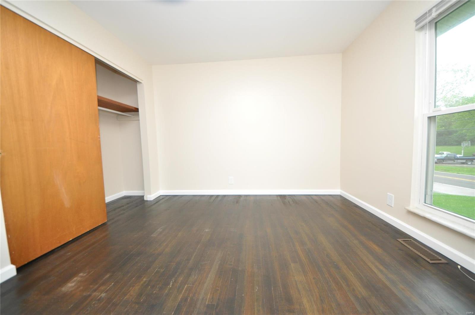 1139 Schulte Road St. Louis, MO 63146 - Photo 17 of 34 Gallery Image 17