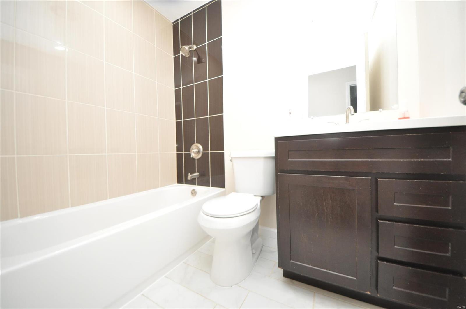1139 Schulte Road St. Louis, MO 63146 - Photo 18 of 34 Gallery Image 18
