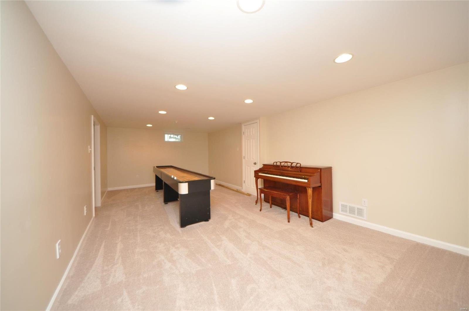1139 Schulte Road St. Louis, MO 63146 - Photo 24 of 34 Gallery Image 24