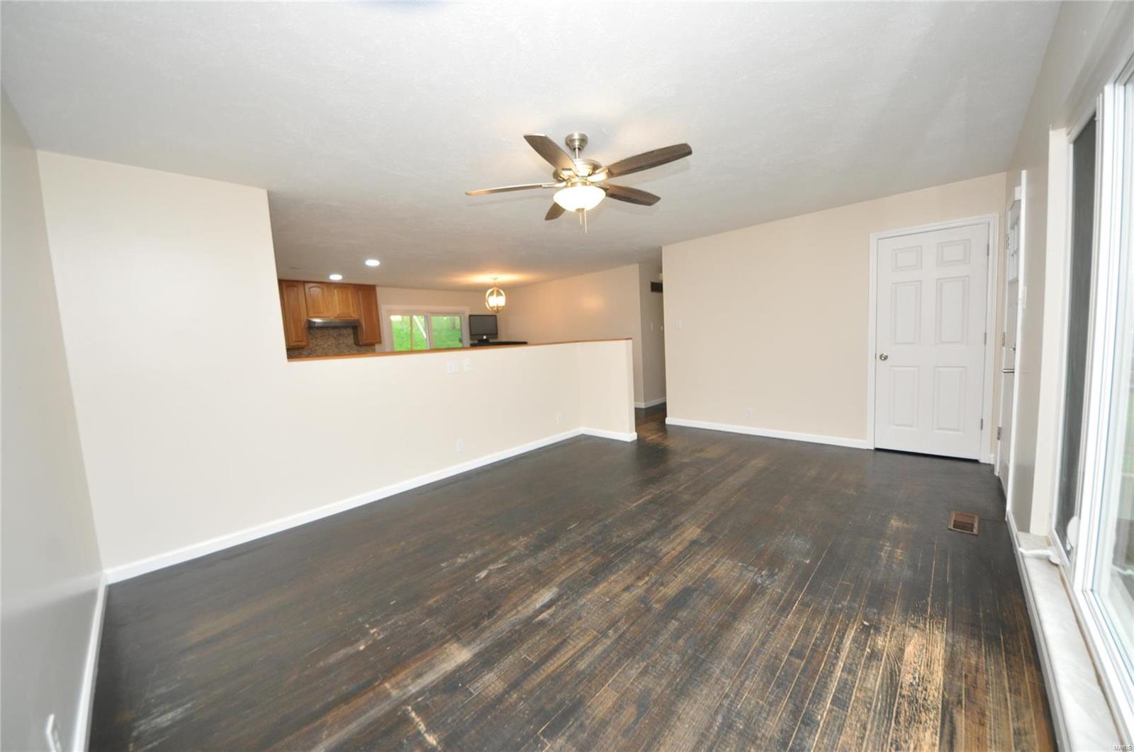 1139 Schulte Road St. Louis, MO 63146 - Photo 5 of 34 Gallery Image 5