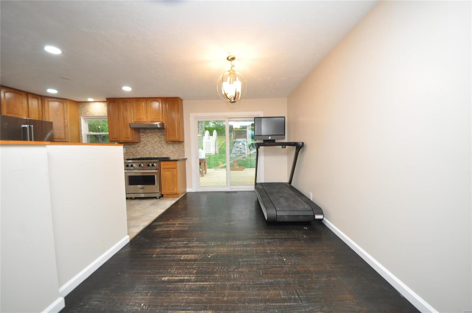 1139 Schulte Road St. Louis, MO 63146 - Photo 6 of 34 Gallery Image 6