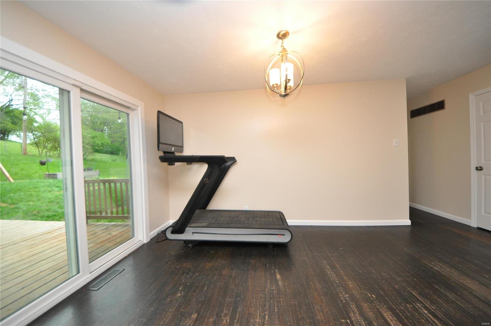 1139 Schulte Road St. Louis, MO 63146 - Photo 7 of 34 Gallery Image 7