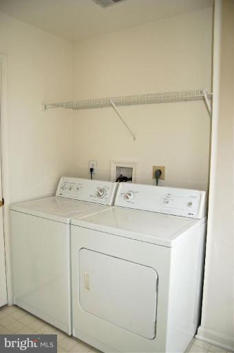 6004 Lincolnia Road Alexandria, VA 22312 - Photo 21 of 26 Laundry Area 1