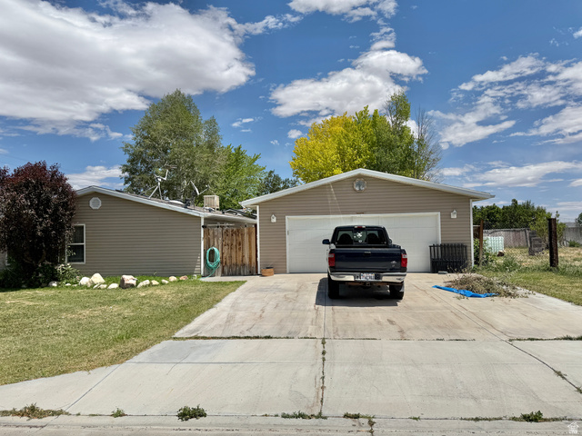 105 500 South Ferron, UT 84523 - Photo 4 of 27
