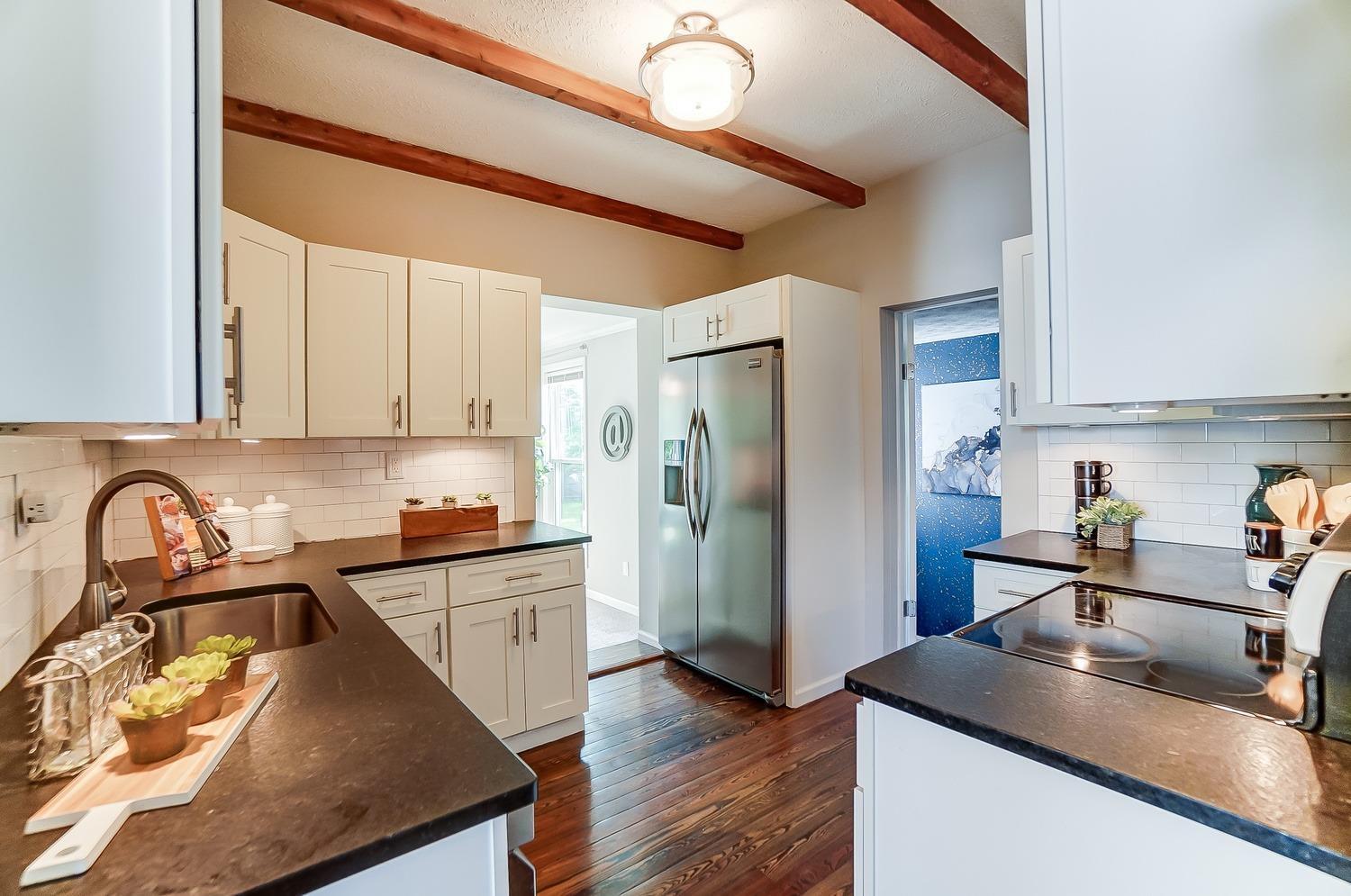 6580 Kugler Mill Road Cincinnati, OH 45236 - Photo 12 of 47 Gallery Image 12
