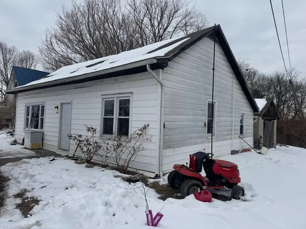 $69,000 | 6940 King Street, Aurora, IN 47001