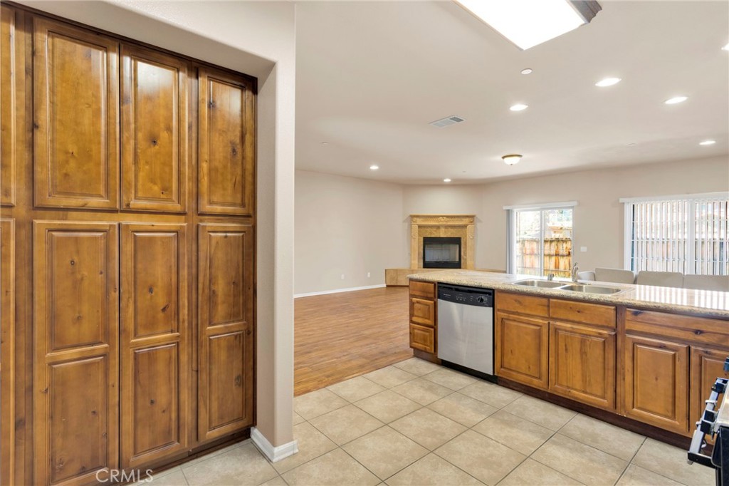 14119 Jicarilla Road, Unit 204 Apple Valley, CA 92307 - Photo 17 of 50