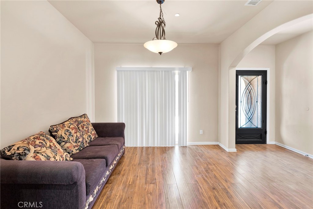 14119 Jicarilla Road, Unit 204 Apple Valley, CA 92307 - Photo 18 of 50