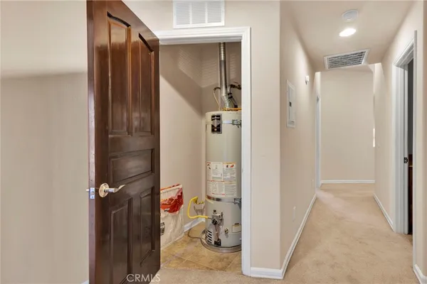 $339,999 | 14119 Jicarilla Road, Unit 204, Apple Valley, CA 92307