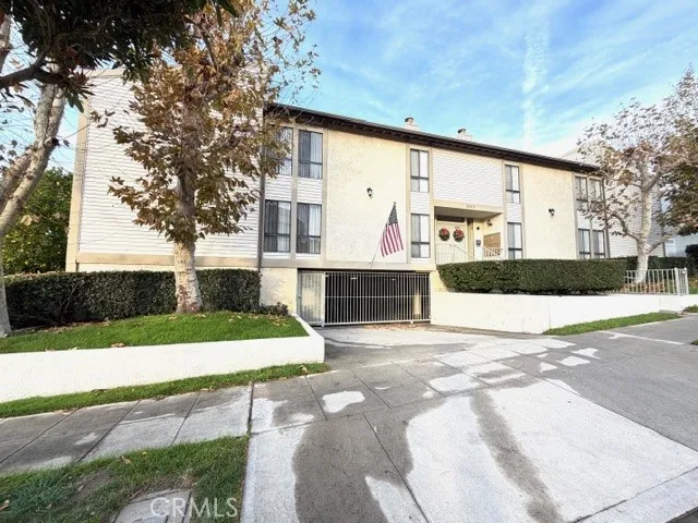 $449,000 | 2625 North Lincoln Street, Burbank, CA 91504