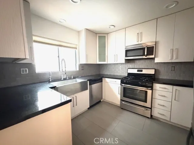 $449,000 | 2625 North Lincoln Street, Burbank, CA 91504