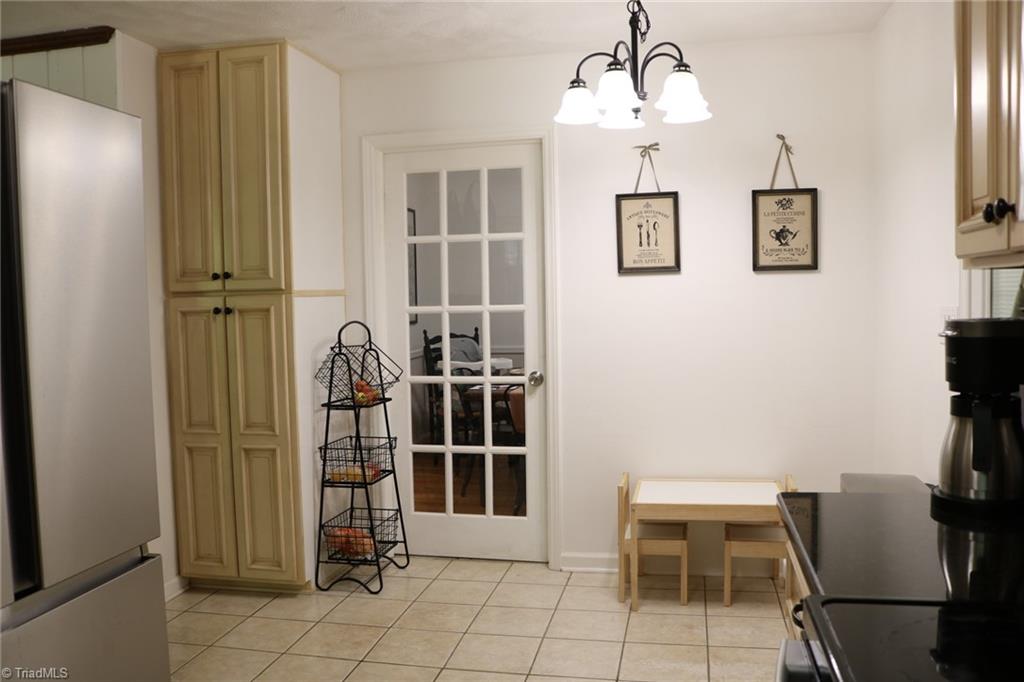 8455 Jefferson Church Road Rural Hall, NC 27045 - Photo 16 of 31 Kitchen/door leads to dining room
