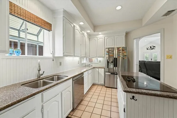 $2,895 | 9420 Blue Jay Way, Irving, TX 75063