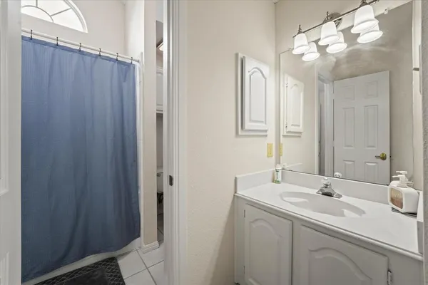 $2,895 | 9420 Blue Jay Way, Irving, TX 75063