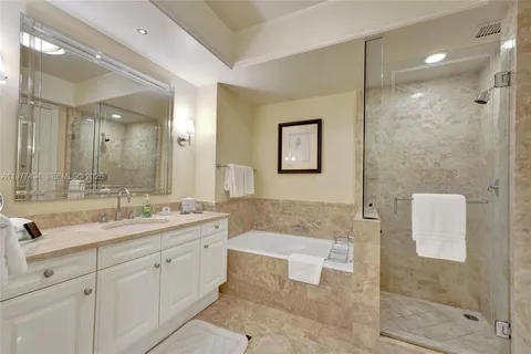 $775,000 | 1435 Brickell Avenue, Unit 3308, Miami, FL 33131