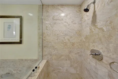 $775,000 | 1435 Brickell Avenue, Unit 3308, Miami, FL 33131