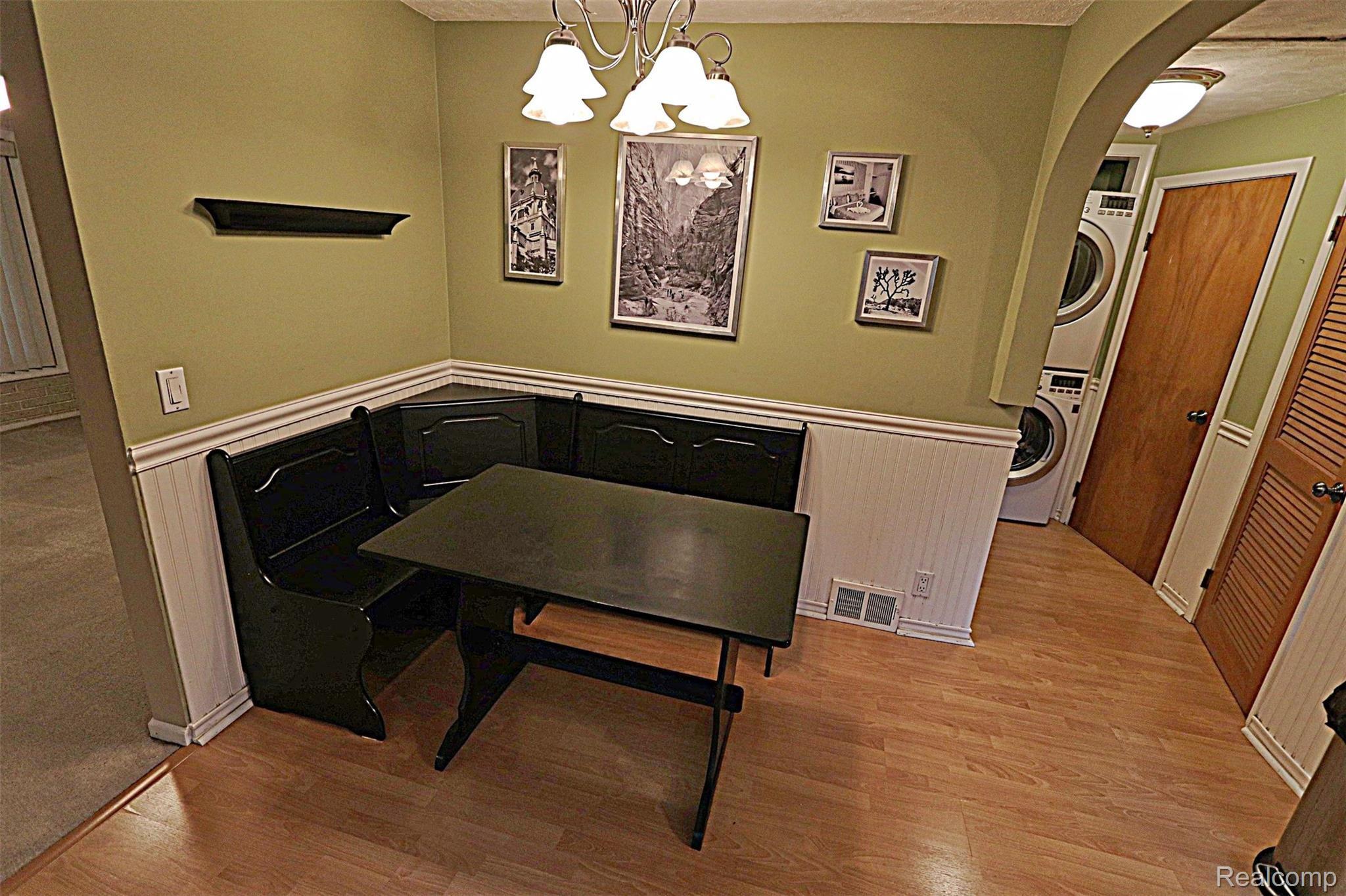 14190 Stark Road Livonia, MI 48154 - Photo 24 of 55 IMG_7428_InPixio_InPixio.jpg