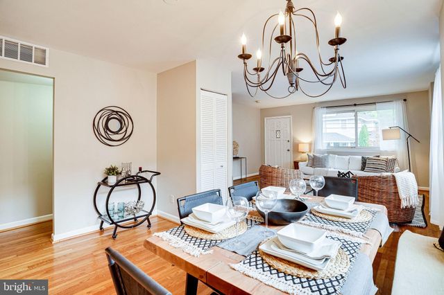 $787,000 | 317 Hume Avenue, Unit B, Alexandria, VA 22301