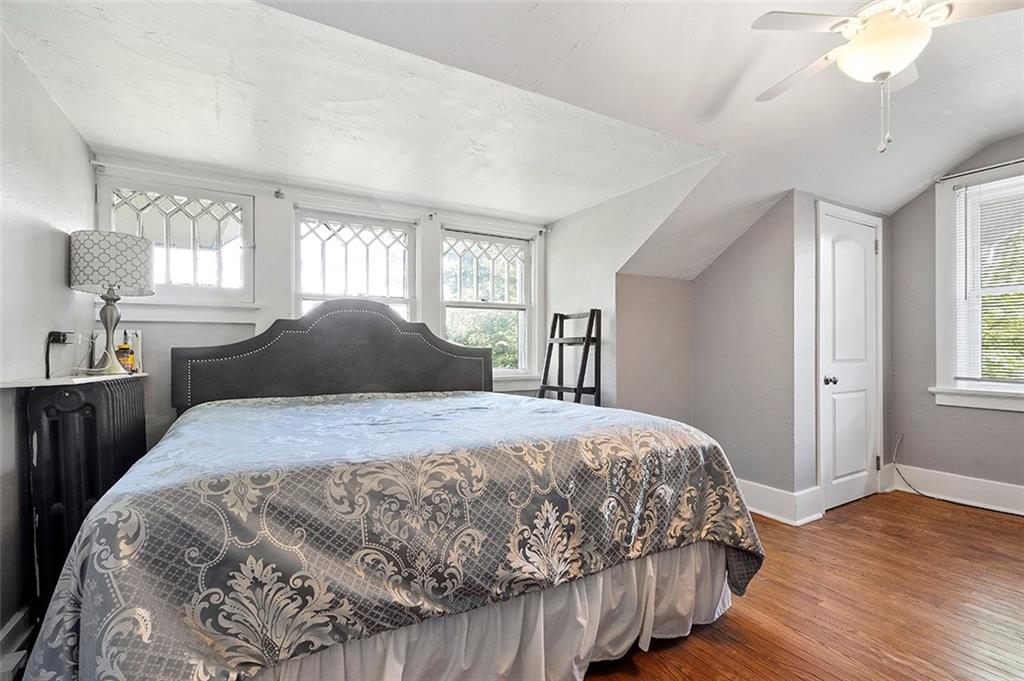 2 Bevington Road Pittsburgh, PA 15221 - Photo 16 of 25 Gallery Image 16